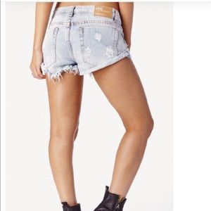 One x one teaspoon size 27 bootie shorts EUC